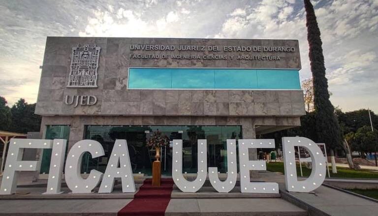FICA UJED logra acreditar programa de Arquitectura