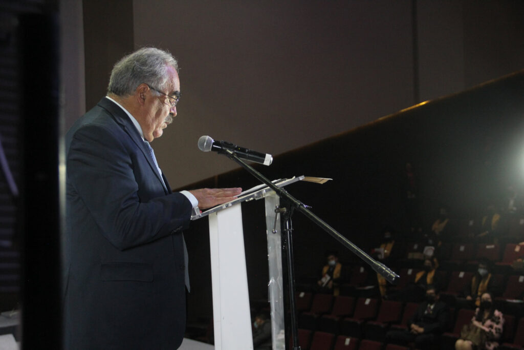 UJED lleva a cabo su ceremonia de Posgrados